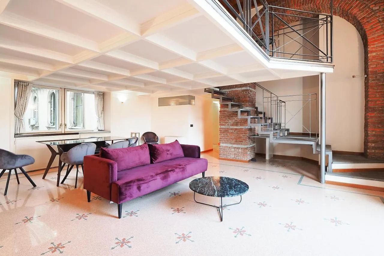 Unique Duomo Luxury Property Milan Apartment